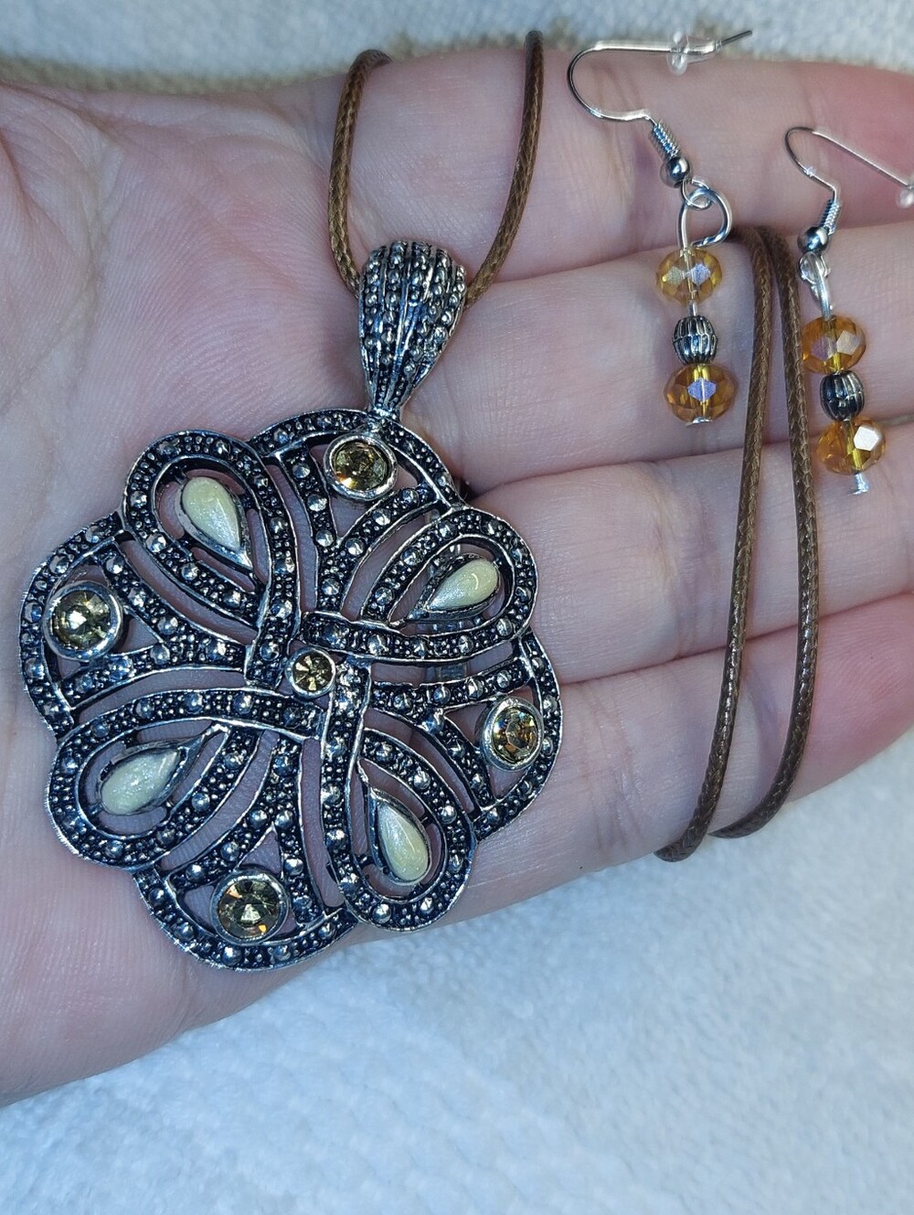 Vintage Pendant Upcycled With Handmade Earrings